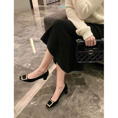 Narella™ | Sandálias elegantes de salto médio e bico quadrado