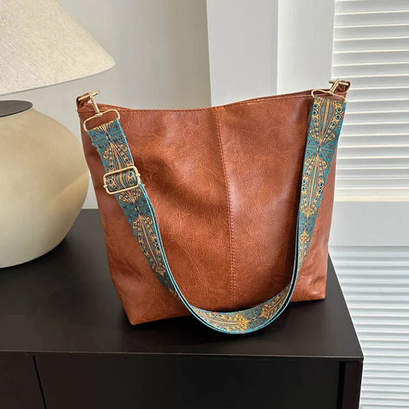 Chelsey - Bolsa Transversal de Couro Vegano Vintage